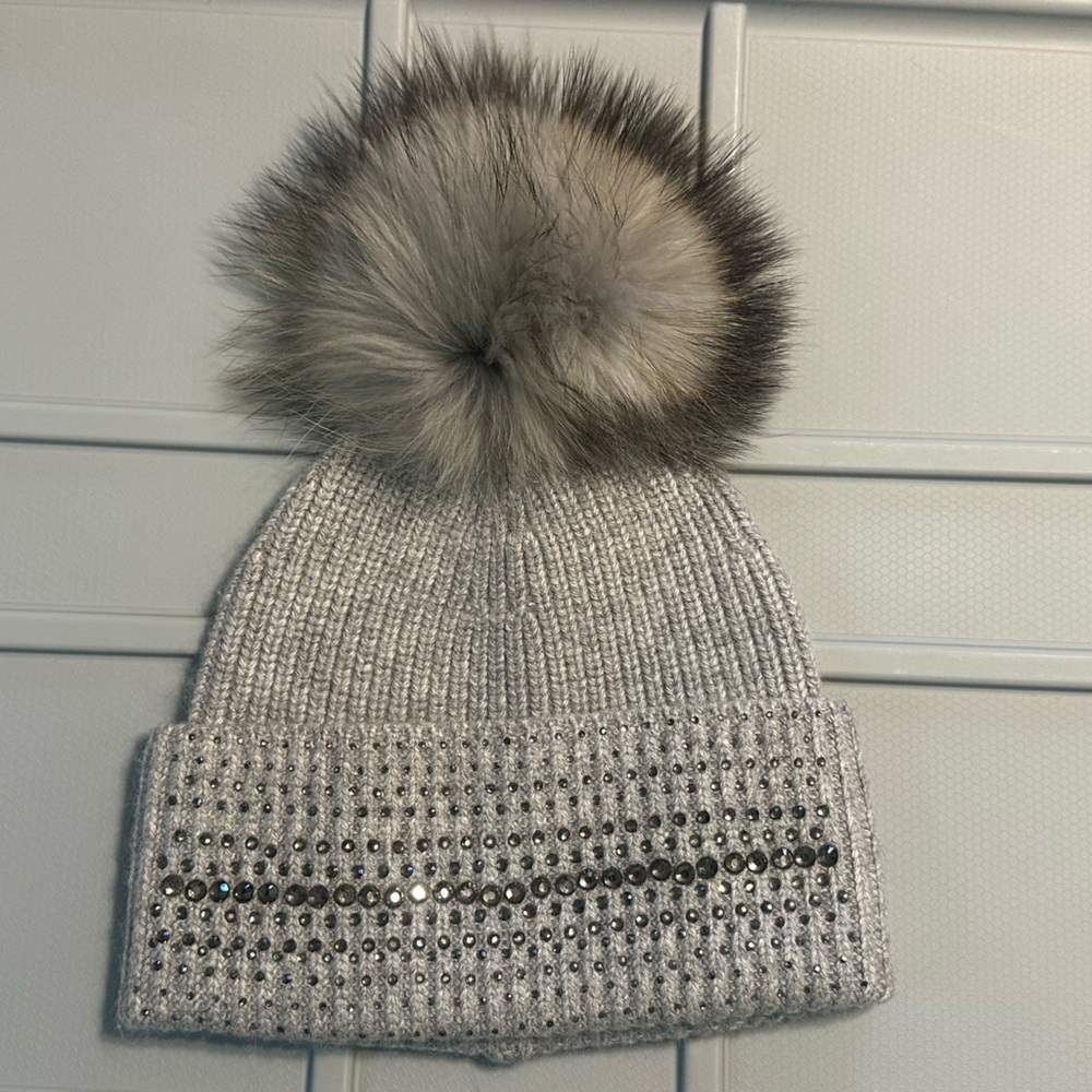 Gray Knit Pom-Pom Beanie with Rhinestone Detail